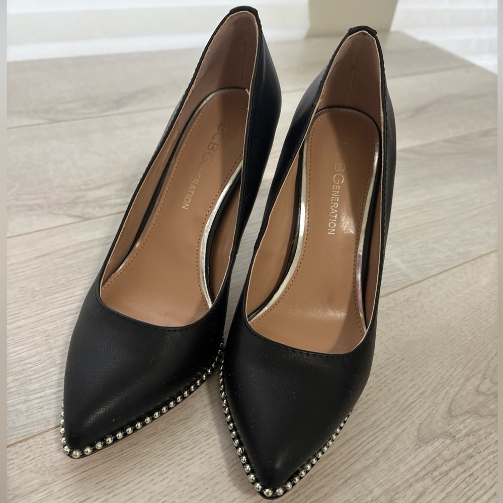 Elegant Black Heels Sz 5.5 - Picture 3 of 8
